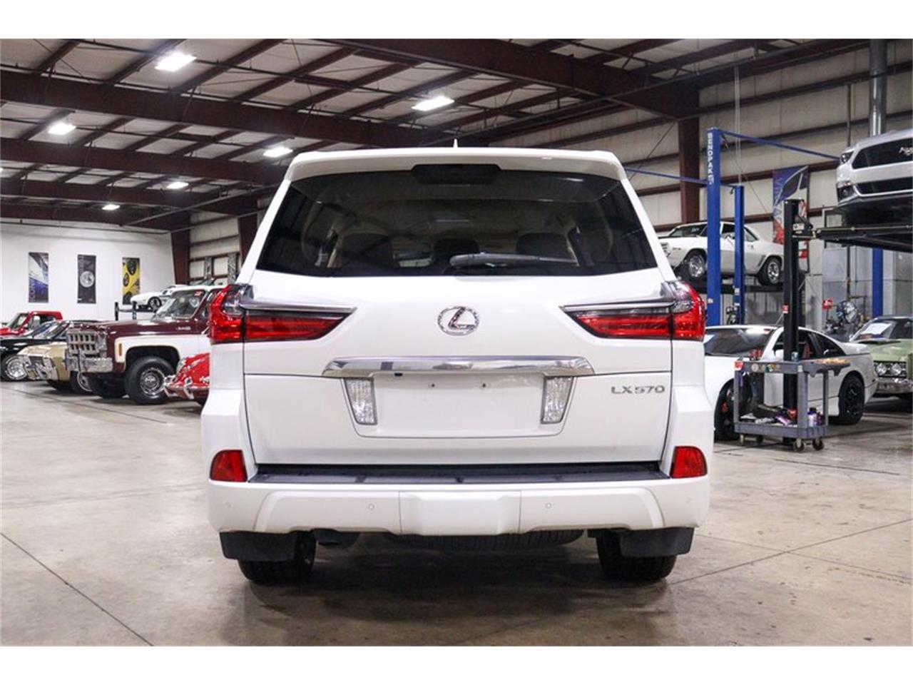 2016 Lexus LX570 Luxury